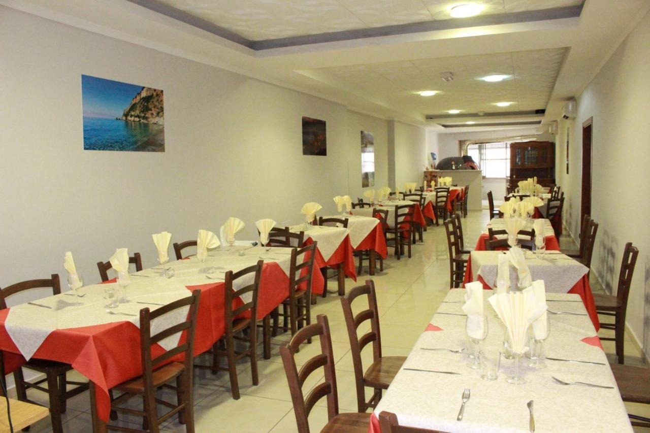Hotel Nettuno Монтекатини Терме Екстериор снимка