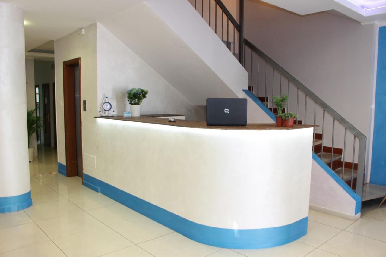 Hotel Nettuno Монтекатини Терме Екстериор снимка